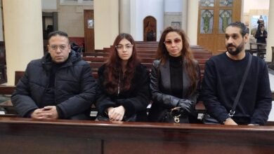 دوللي شاهين تقيم قداس ذكرى الأربعين لولدتها الراحلة "جاكلين الراعي" | صور